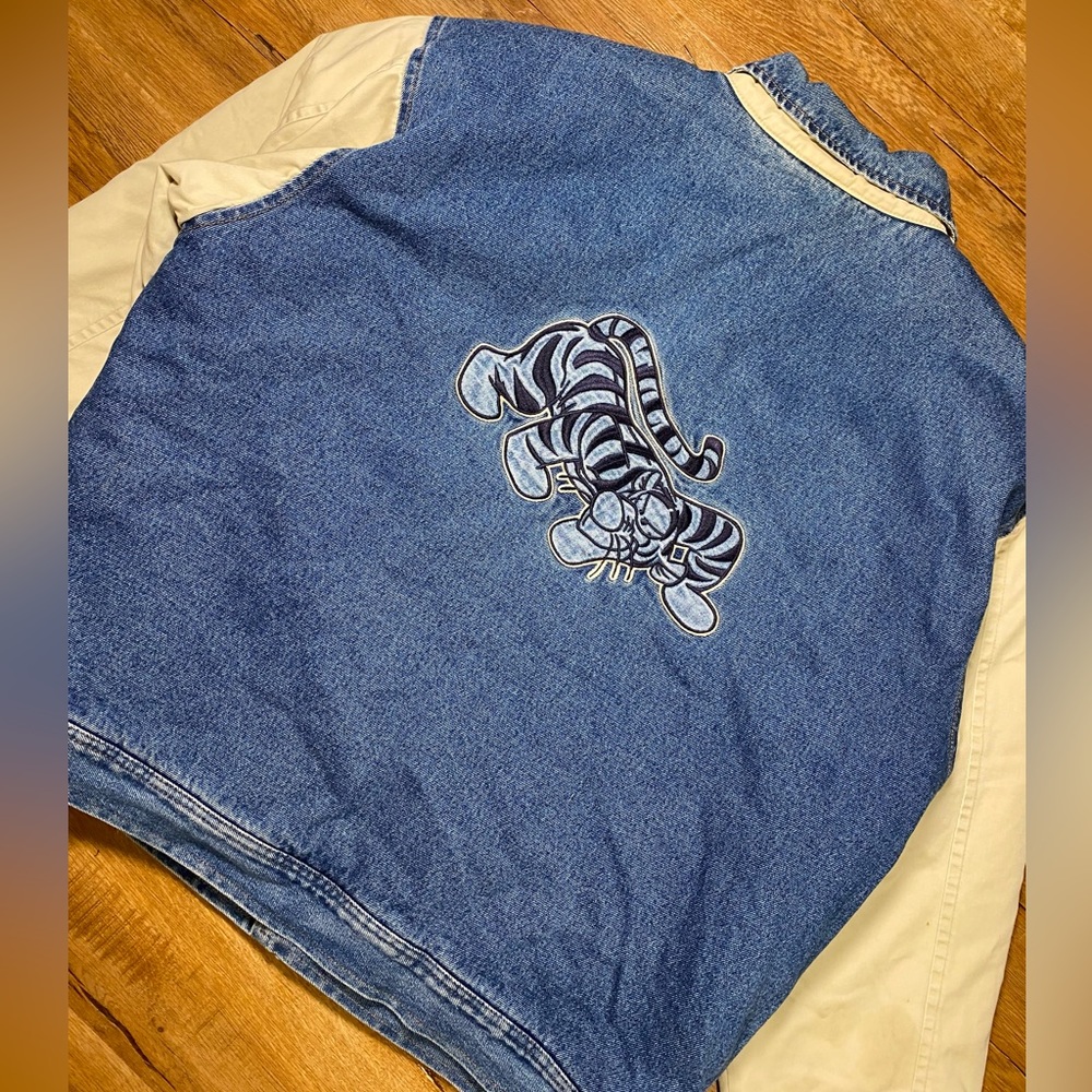 Vintage Disney Tiger Bomber